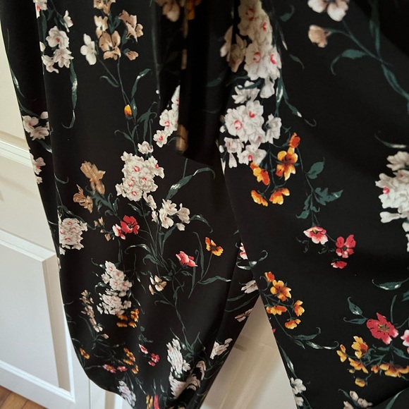 New jumper with pocket’s - Picture 5 of 7